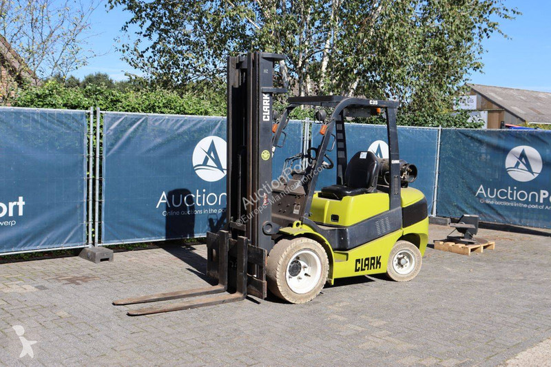 Clark L Forklift