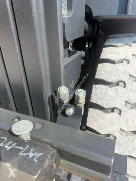 رافعة شوكية Bobcat D25NXP