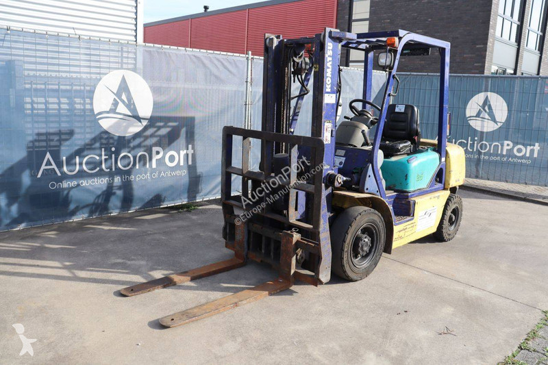 Chariot élévateur Komatsu FD25T-12