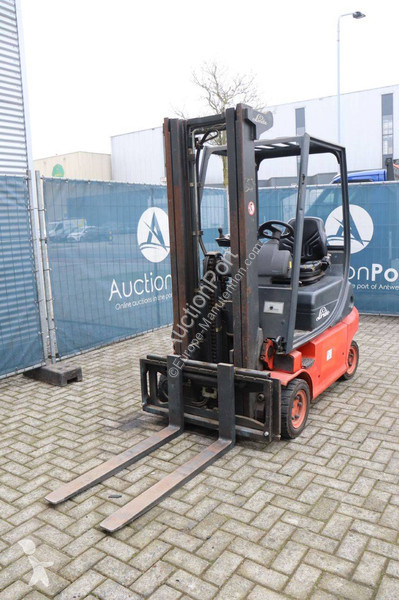 Chariot élévateur Linde E16P