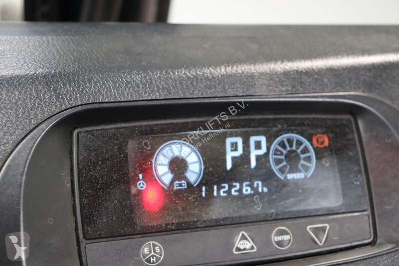 رافعة شوكية Doosan BC25S-7