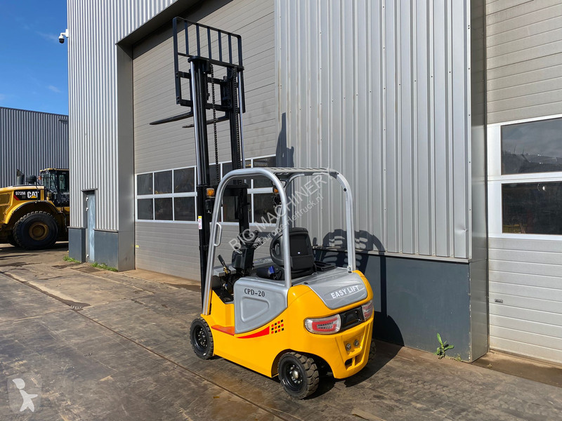 رافعة شوكية  CPD 20 Forklift - 2.000 kg loading...
