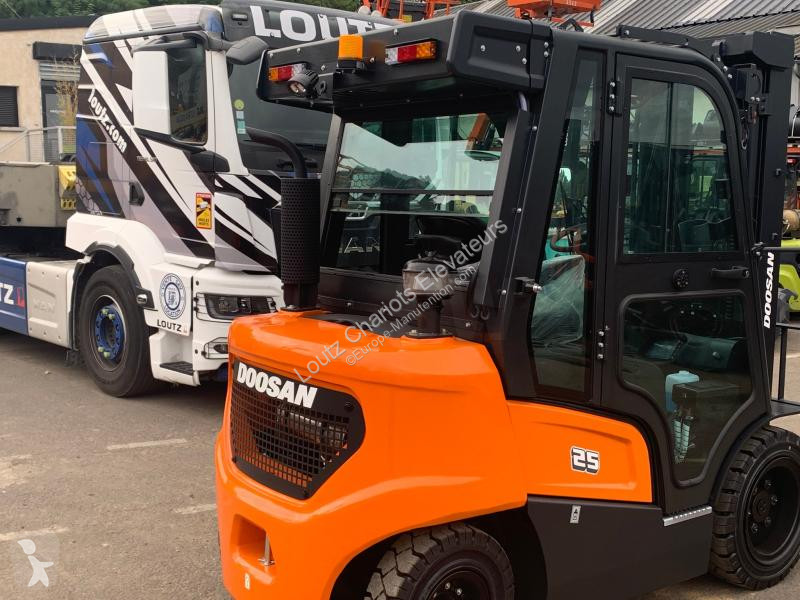 Chariot élévateur Doosan  D25NXS