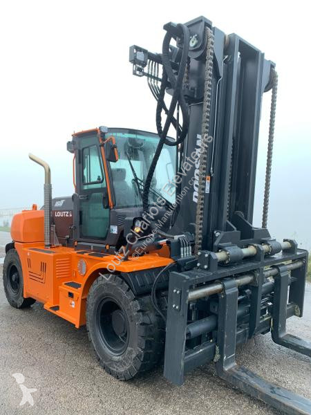 Chariot élévateur Doosan  D160S-9