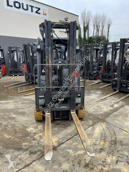 Chariot élévateur Linde  E18-02