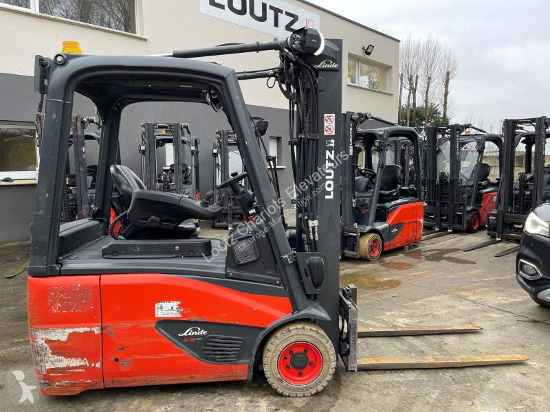 Chariot élévateur Linde  E16-02