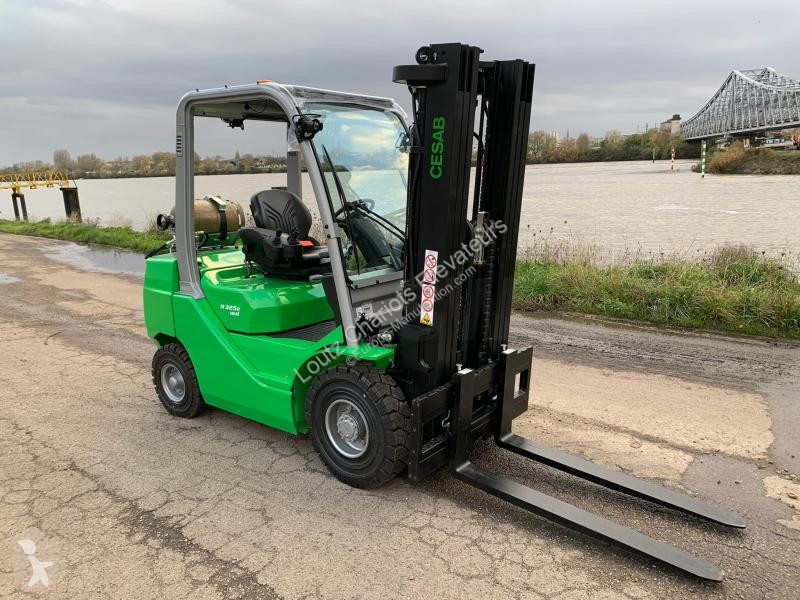 Chariot élévateur Cesab  M325H-GV