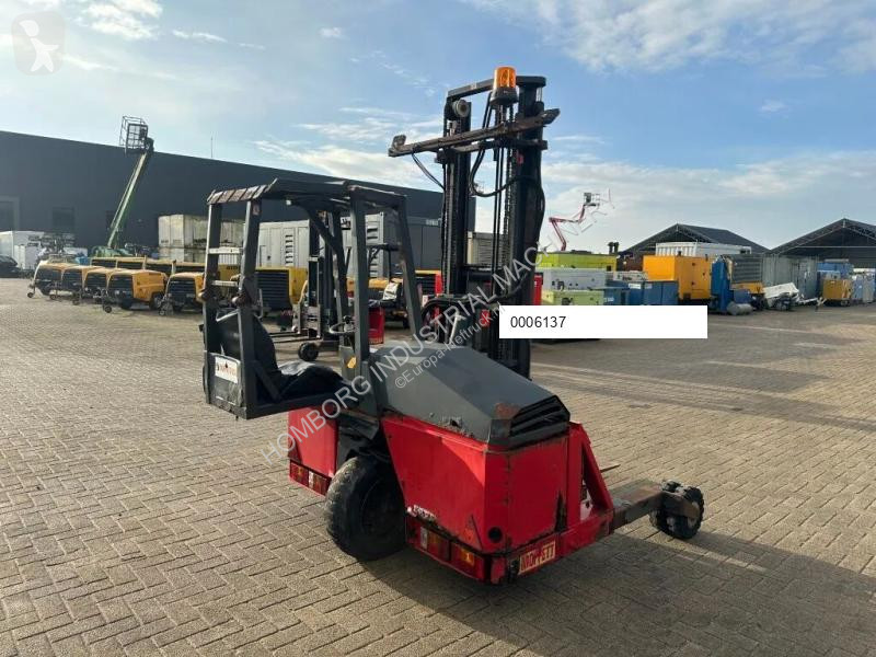 رافعة شوكية محمولة Moffett M4 20.1 Kubota...