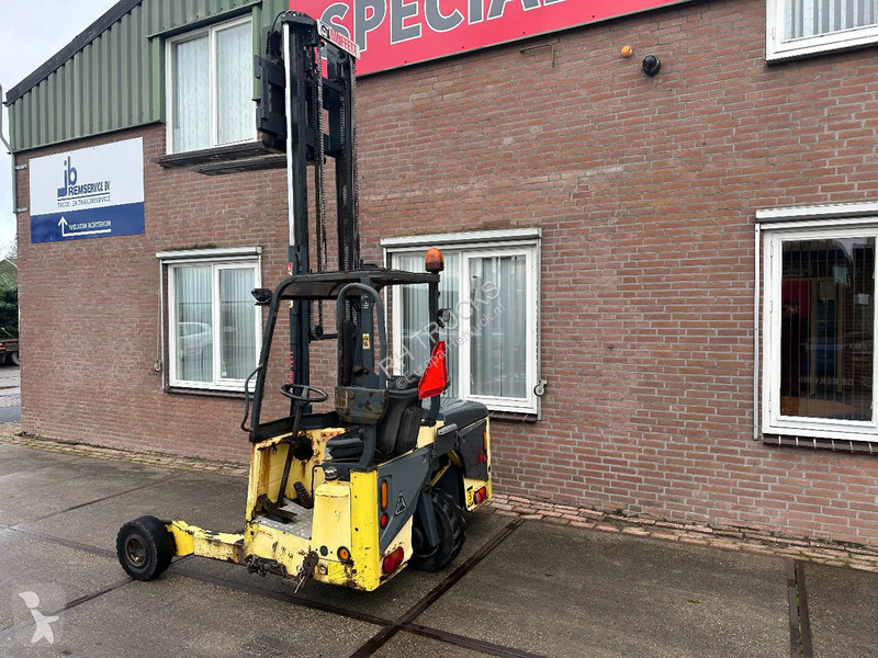 Meeneemheftruck Moffett 25.3 2,5 TON SIDESHIFT...
