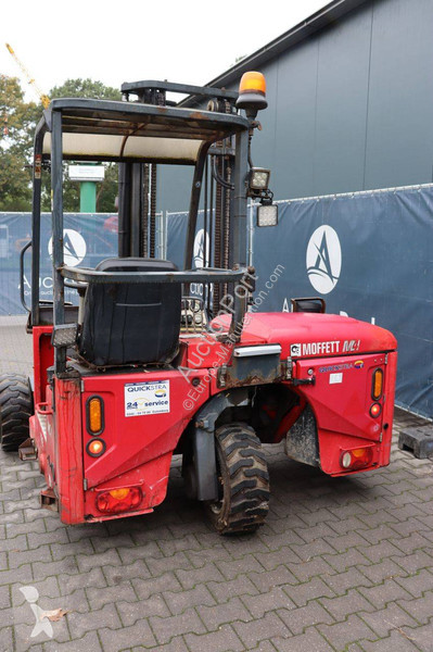 Chariot embarqué Moffett 20.3