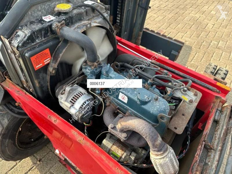 رافعة شوكية محمولة Moffett M4 20.1 Kubota...