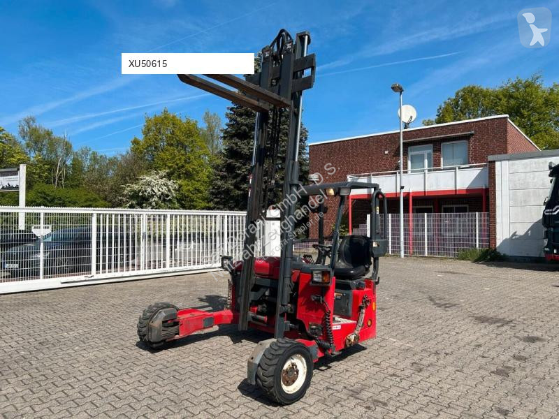 Naložený vozík Moffett M4 20.4