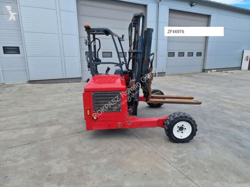 رافعة شوكية محمولة Moffett M4 25.3