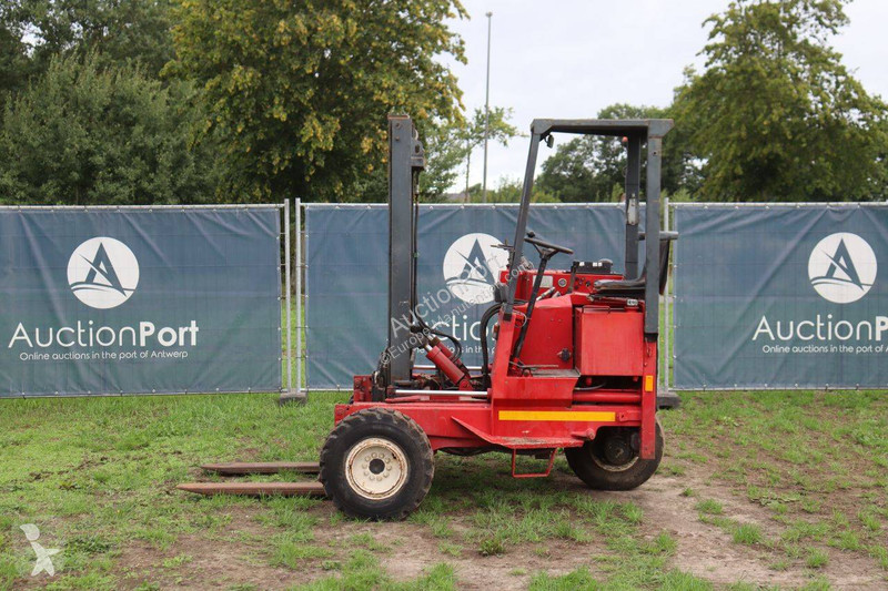 Moffett 003 lorry mounted forklift