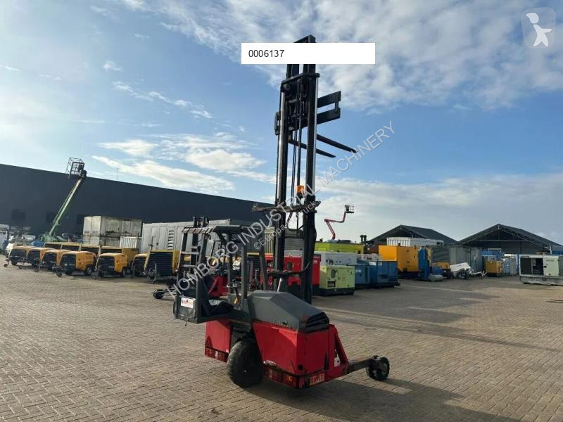 رافعة شوكية محمولة Moffett M4 20.1 Kubota...