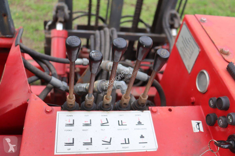 Moffett 003 lorry mounted forklift