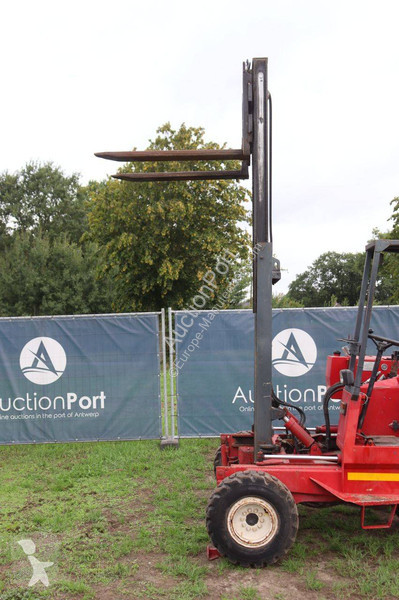 Moffett 003 lorry mounted forklift
