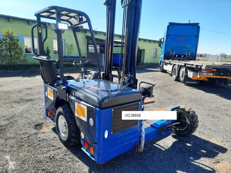 Stivuitor transportabil Moffett M4