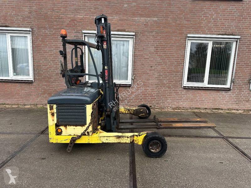 Meeneemheftruck Moffett 25.3 2,5 TON SIDESHIFT...