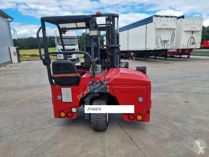 رافعة شوكية محمولة Moffett M4 25.3