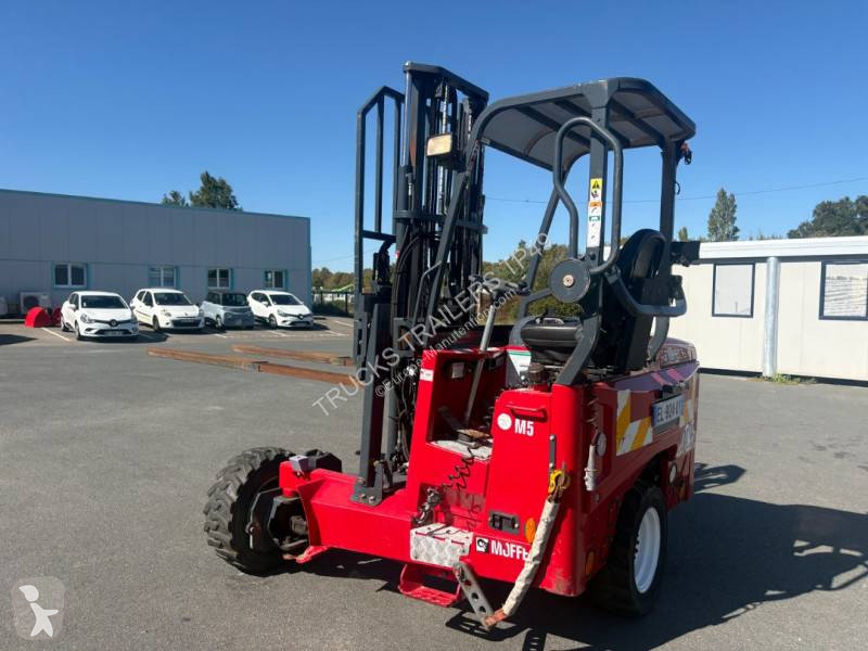 Carretilla transportable Moffett 25.4
