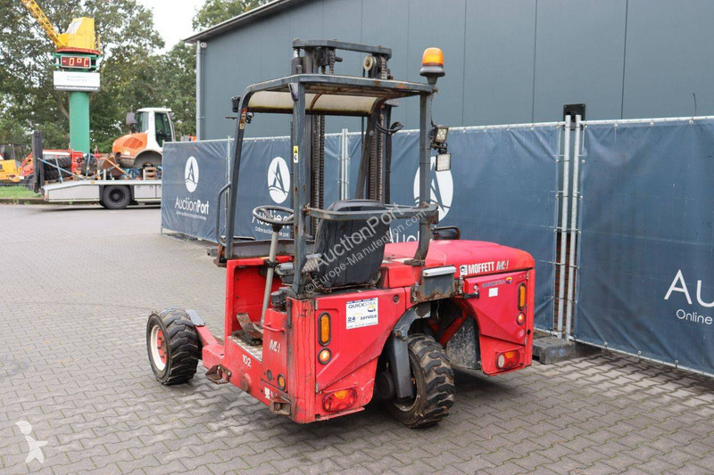 Chariot embarqué Moffett 20.3