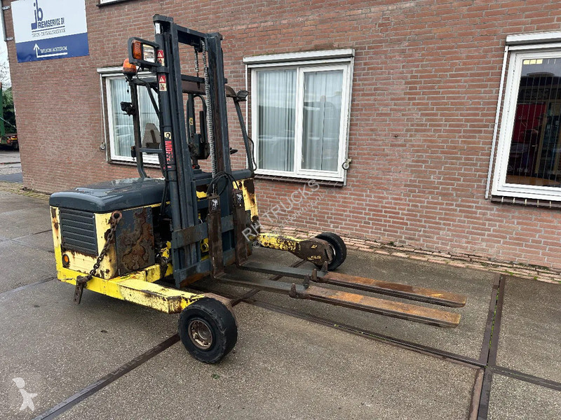 Meeneemheftruck Moffett 25.3 2,5 TON SIDESHIFT...