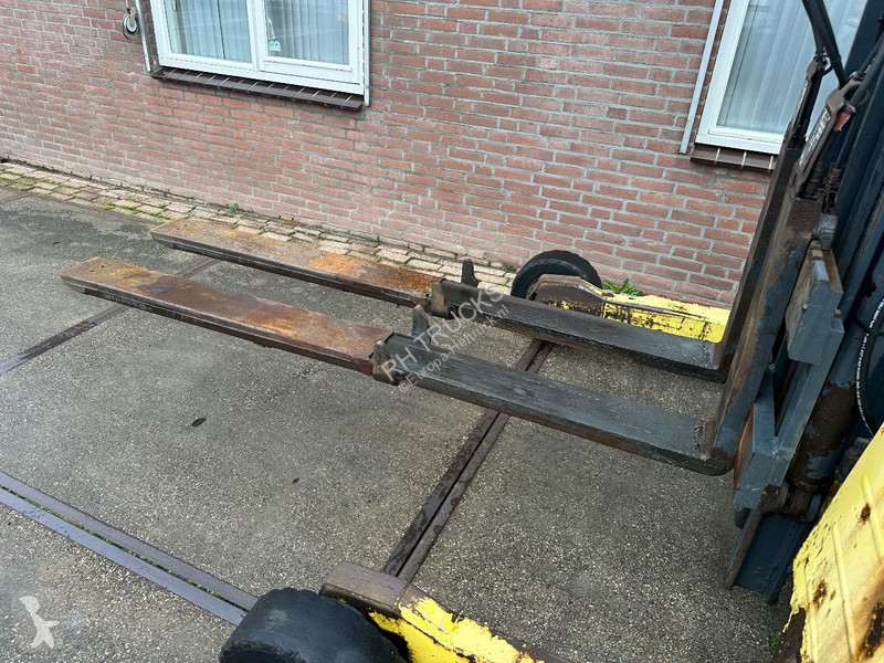 Meeneemheftruck Moffett 25.3 2,5 TON SIDESHIFT...