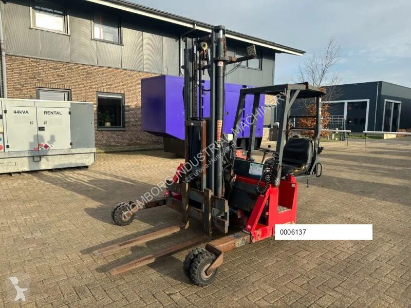 رافعة شوكية محمولة Moffett M4 20.1 Kubota...