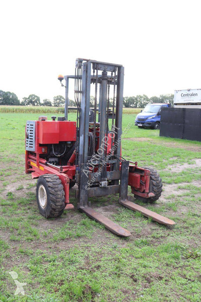 Moffett 003 lorry mounted forklift