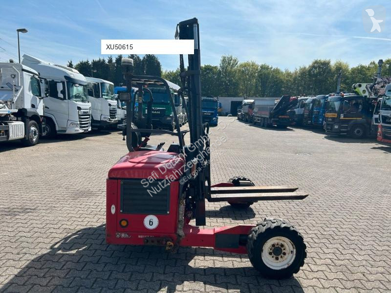 Naložený vozík Moffett M4 20.4