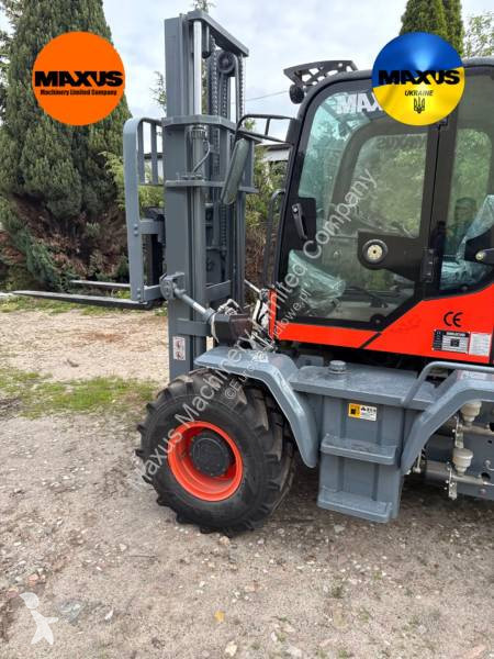 Chariot tout terrain Maxus Diesel 4x4 Terrain...