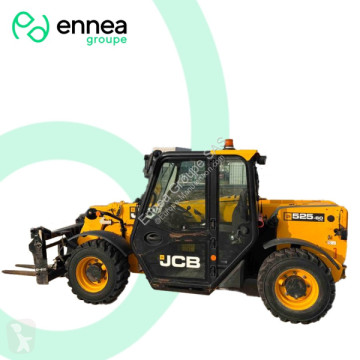 JCB terepjáró targonca