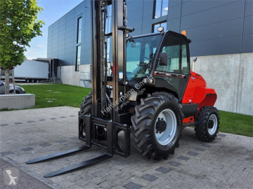 Внедорожный погрузчик Manitou M30-4 304