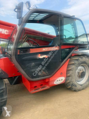 رافعة شوكية لجميع التضاريس Manitou