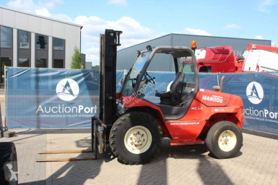 Carretilla todoterreno Manitou