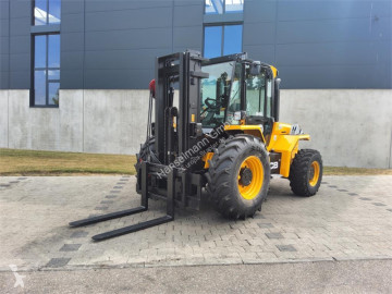 Carretilla todoterreno JCB