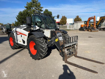 Телескопичен товарач Bobcat TL35.70X