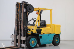 小松越野叉车 FD40Z-4 二手