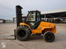 Carretilla todoterreno Manitou M26-4 usada