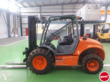 Carretilla todoterreno Ausa C-250H X 4 usada
