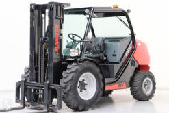 Carretilla todoterreno Manitou MC25-4DK usada