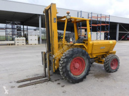 Stivuitor toate terenurile Manitou MB40 second-hand