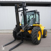 Carretilla todoterreno JCB 940 usada