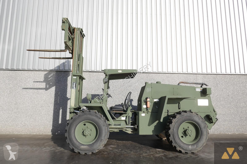 Ruw-terrein heftruck M4K Ex-army