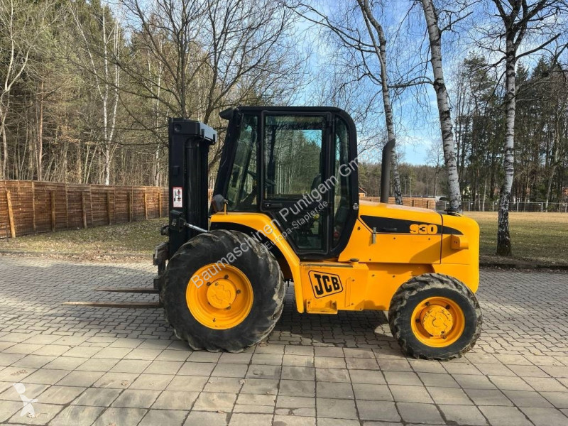 Chariot tout terrain JCB 930