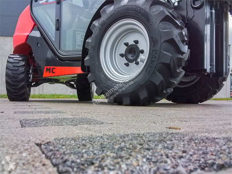 Carretilla todoterreno Manitou MC 25-4