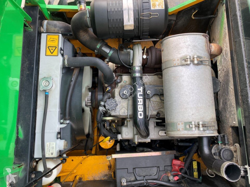 رافعة شوكية لجميع التضاريس JCB 926
