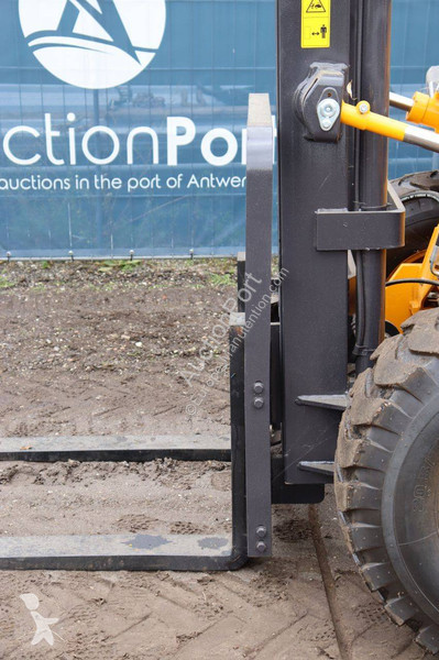 CK35 all-terrain forklift