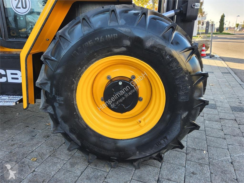 Chariot tout terrain JCB 940-4 SV